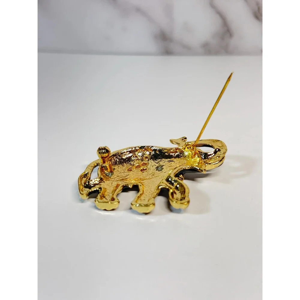 Unbranded vintage figural