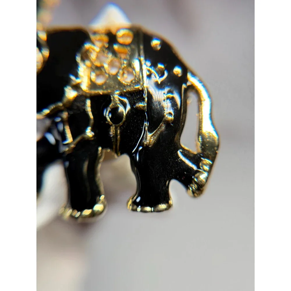 Unbranded vintage figural