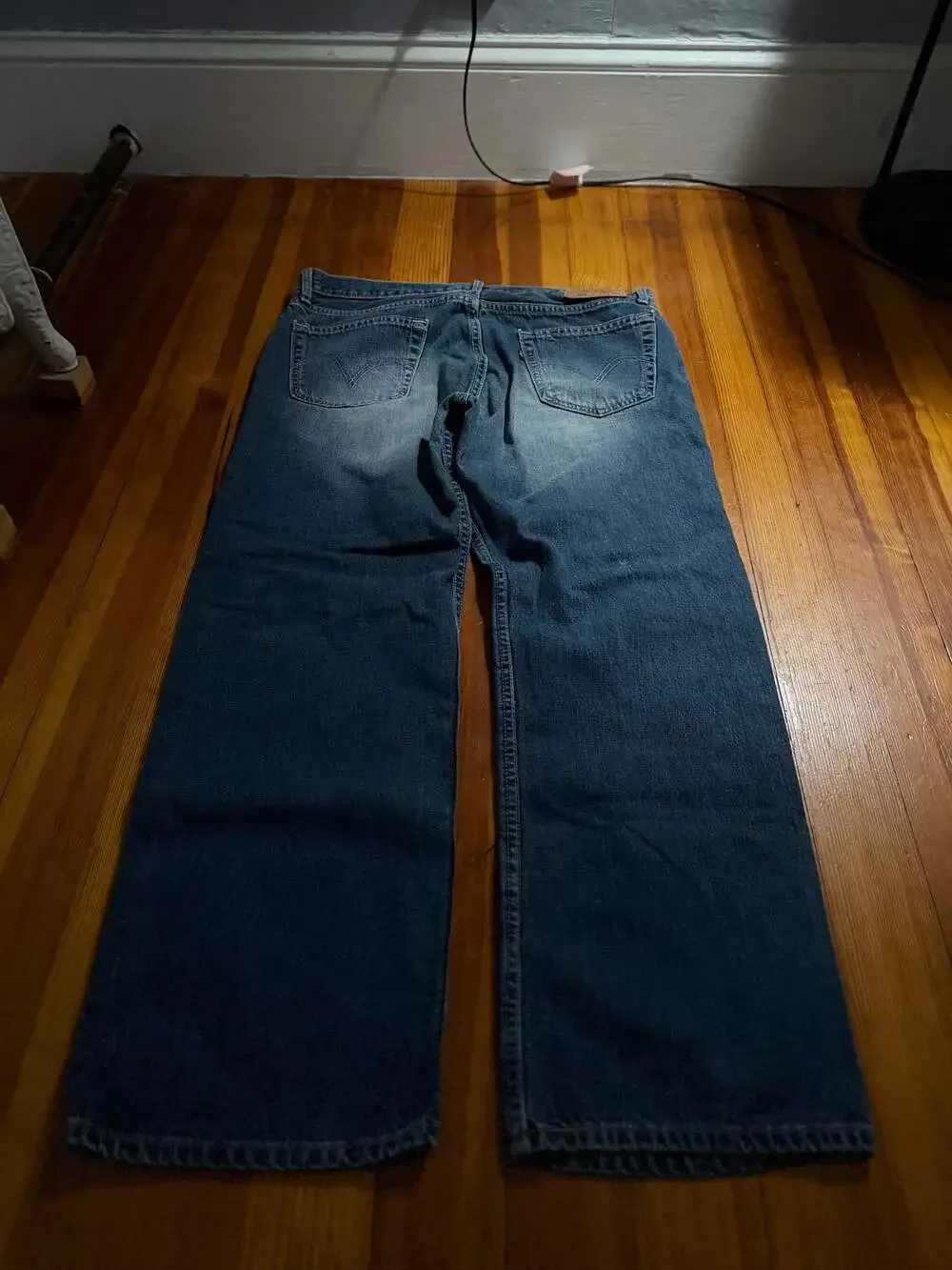 Levis levi 529