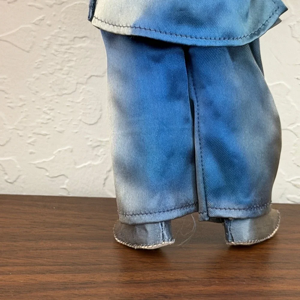 American Vintage blue satin