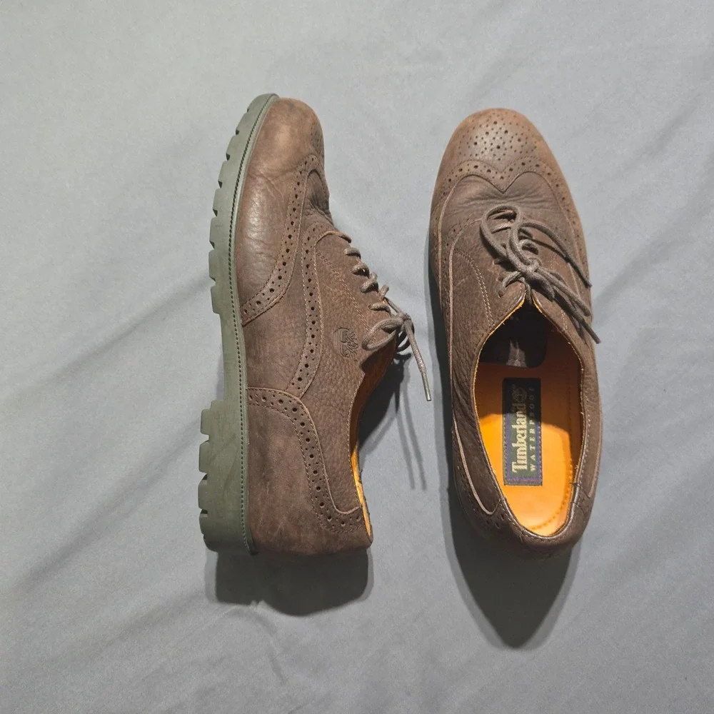 Timberland Wingtip Oxford Mens 9W Brown Leather Waterproof Lug Sole 96090