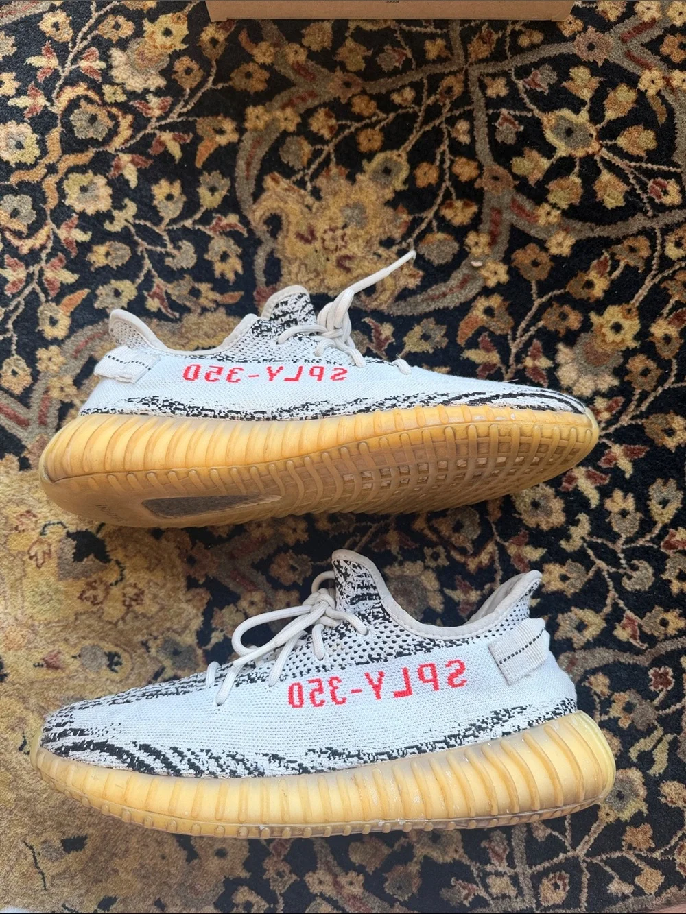 Adidas Yeezy Boost 350 V2 
