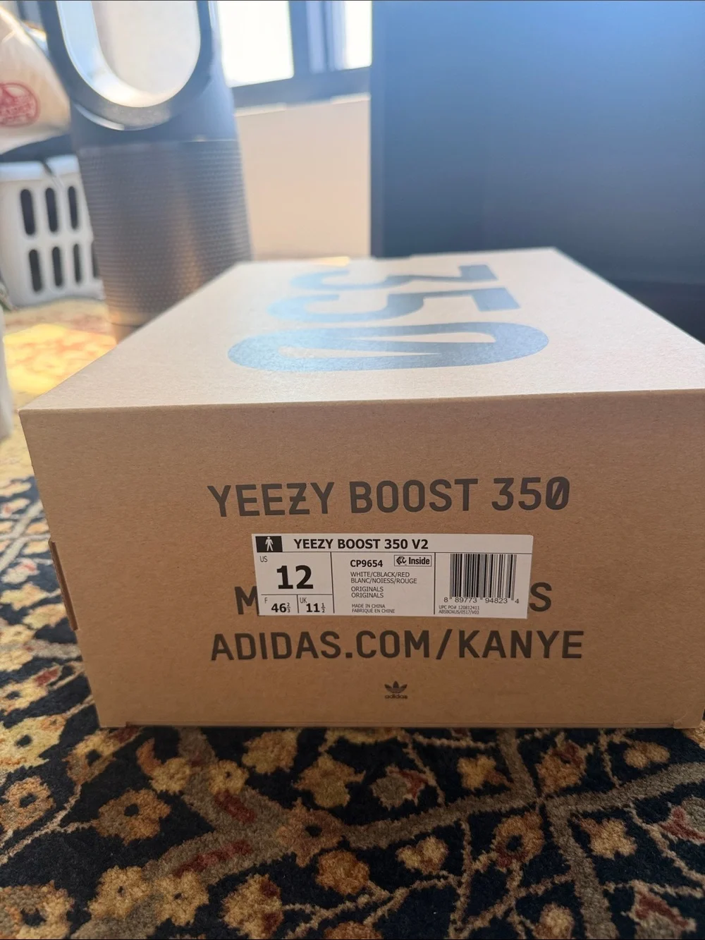Adidas Yeezy Boost 350 V2 