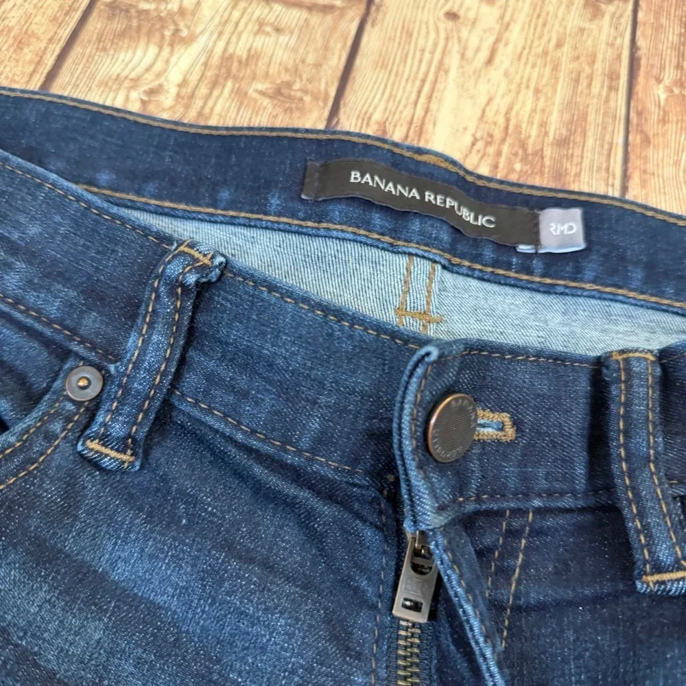 Banana Republic proper photos vary