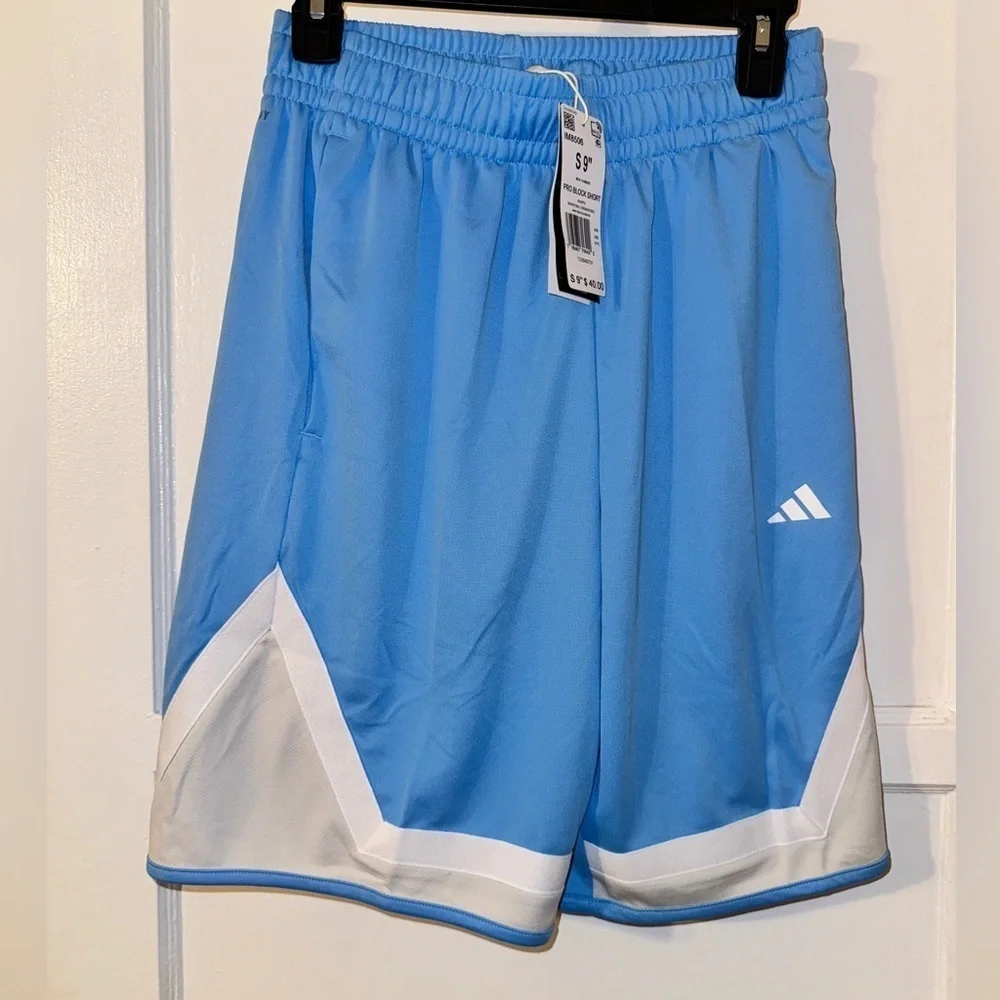 Adidas Men shorts NWT SMALL