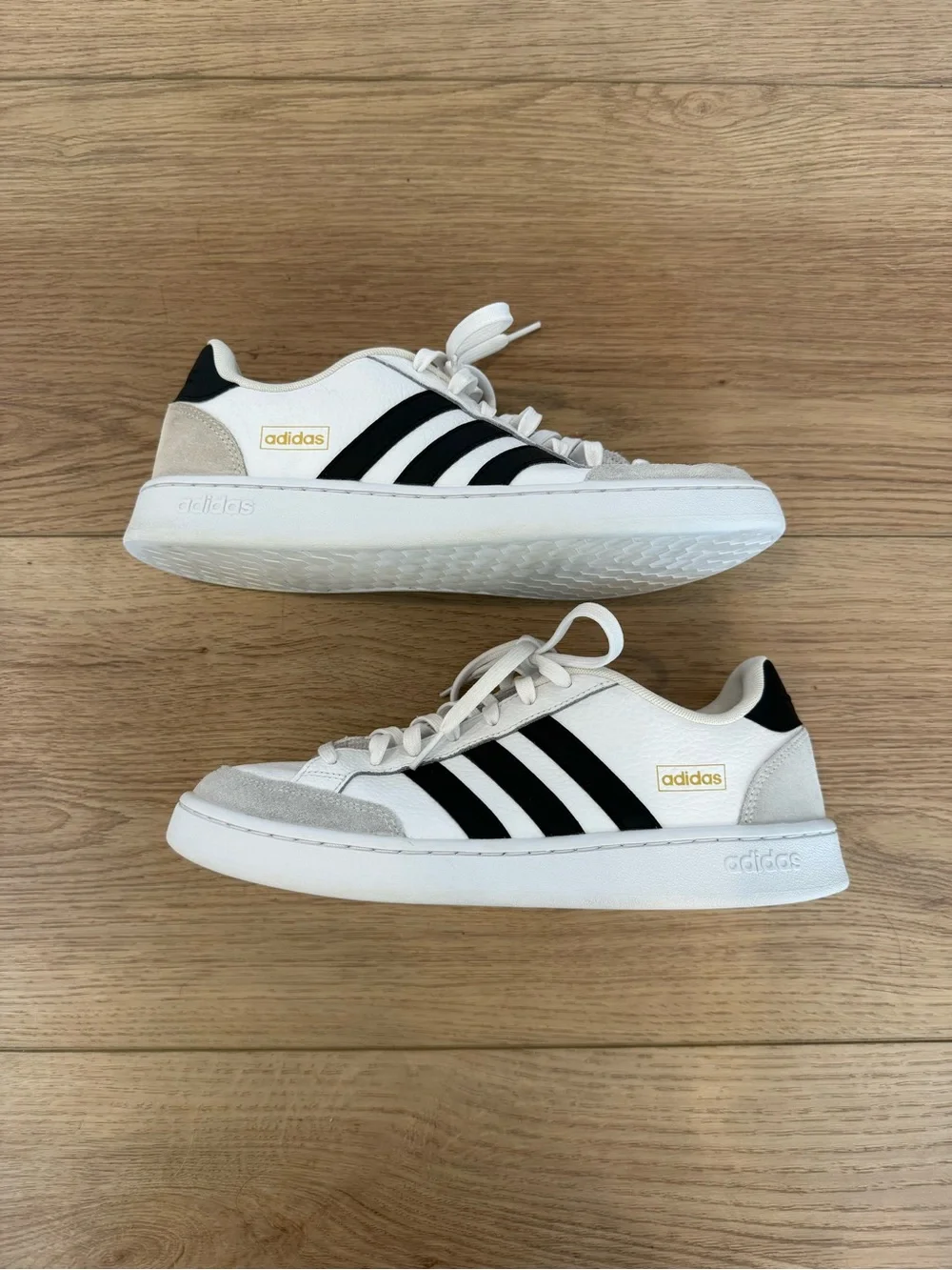 adidas core sneakers up