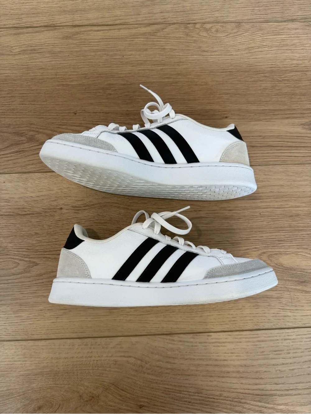 adidas 10 low oai