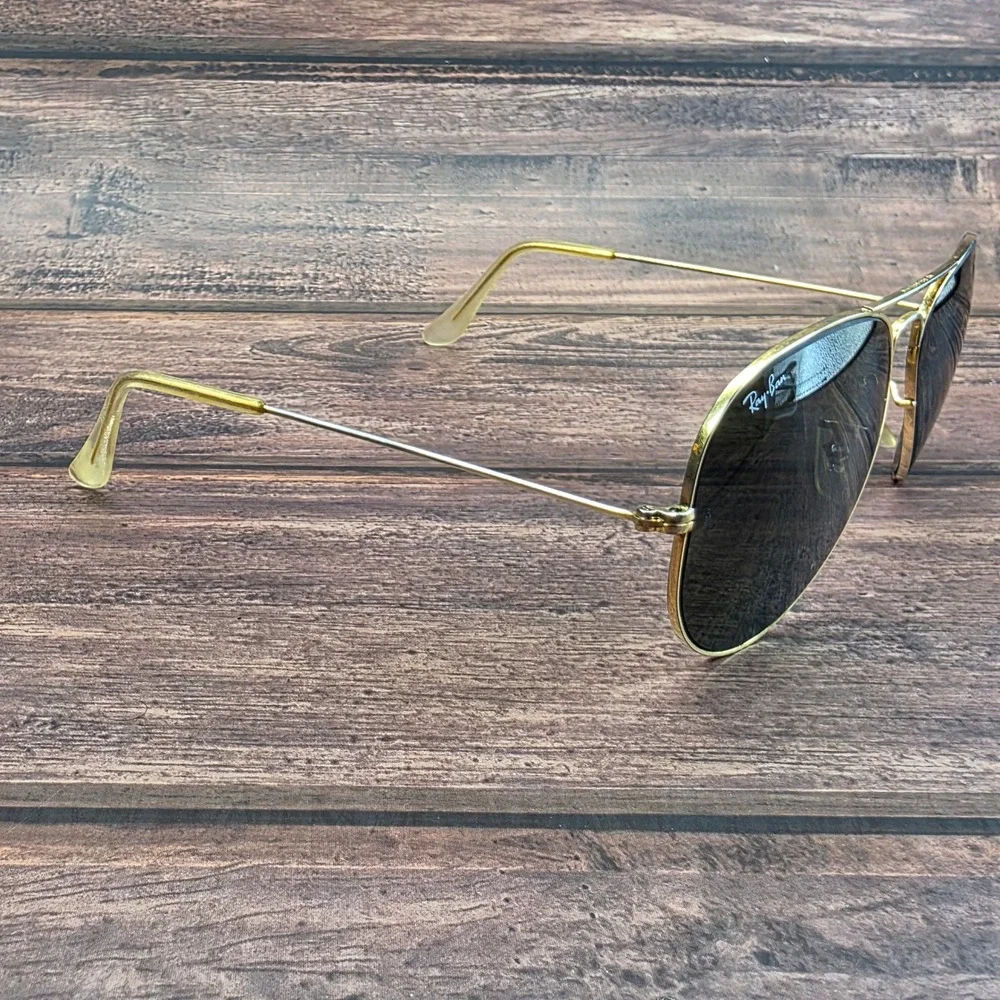 Ray-Ban iconic material outdoor