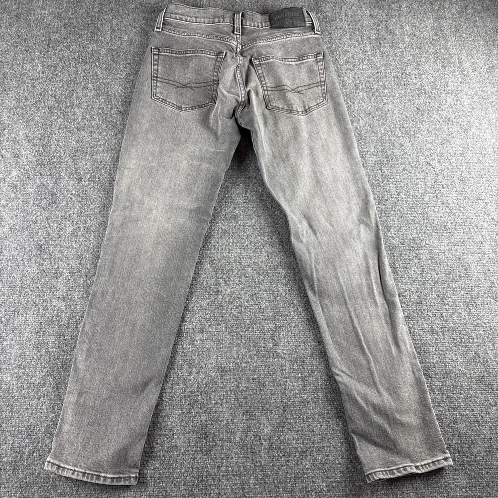 Levis versatile color strauss