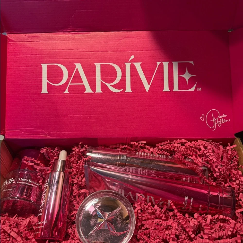 Parivie Pink Women’s Skincare Set