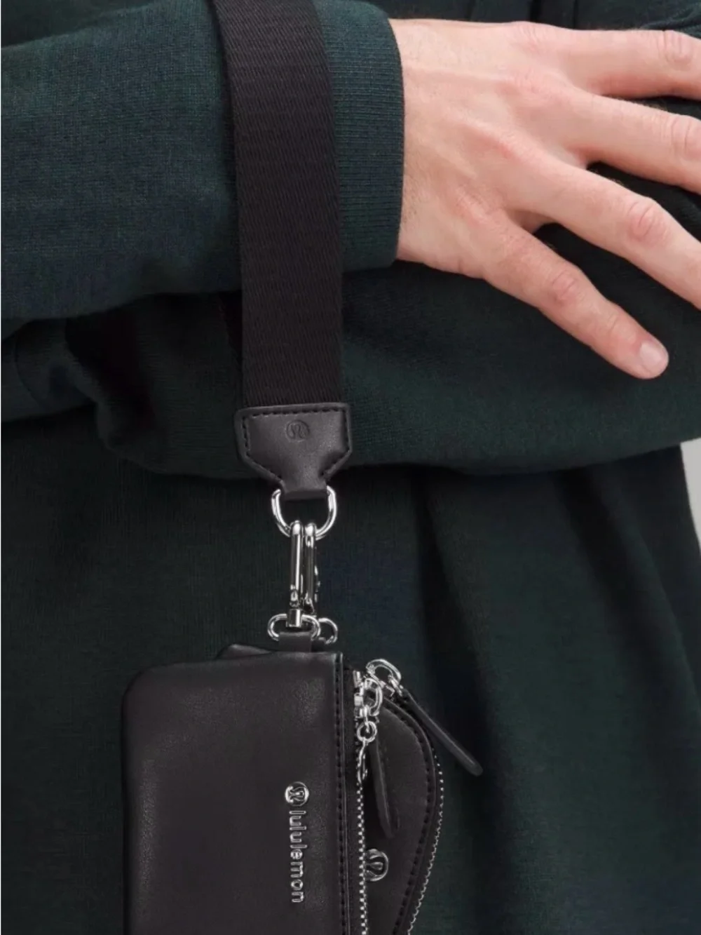 lululemon athletica two compact