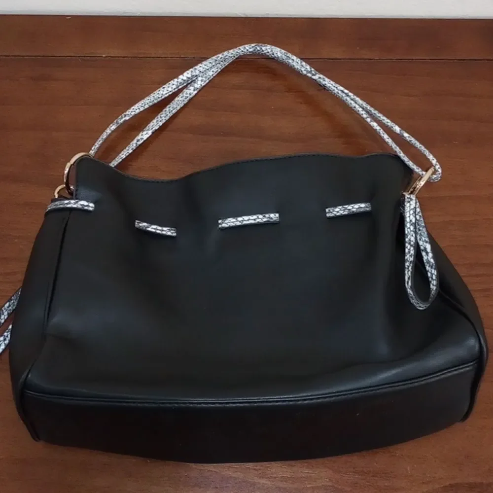 Badgley Mischka badgley mischka