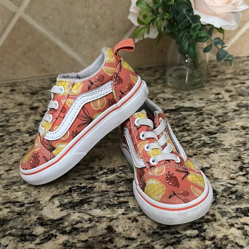 VANS Tropical Fruit Orange Sneakers Classic Old Skool Style Size 6