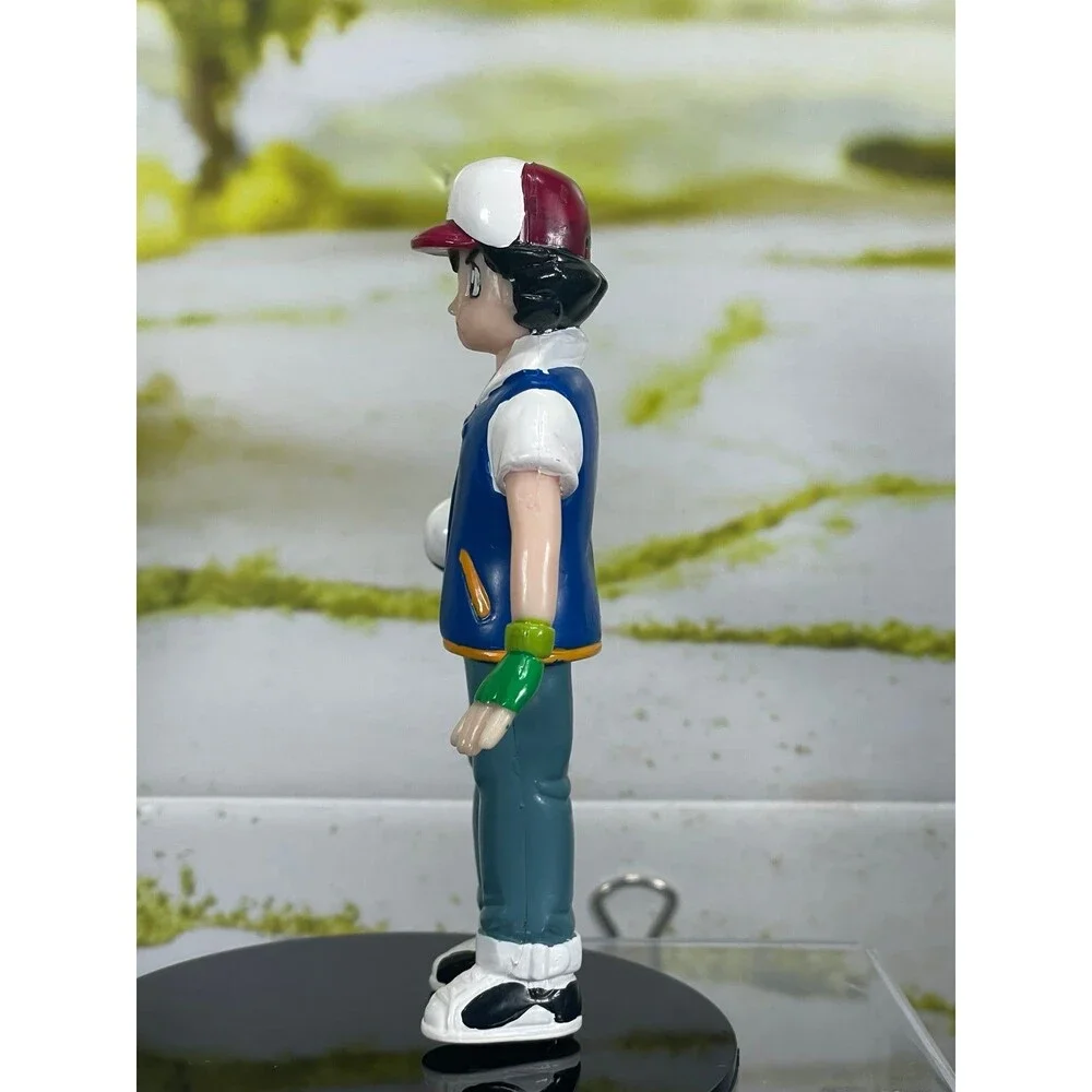 Pokemon TOMY Ash Ketchum Figure Figurine Vintage Original 151 Kanto Nintendo