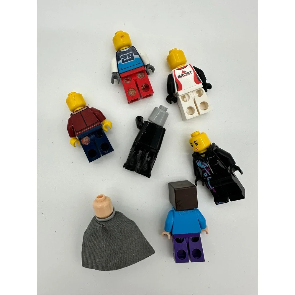 Lego minifigures lot