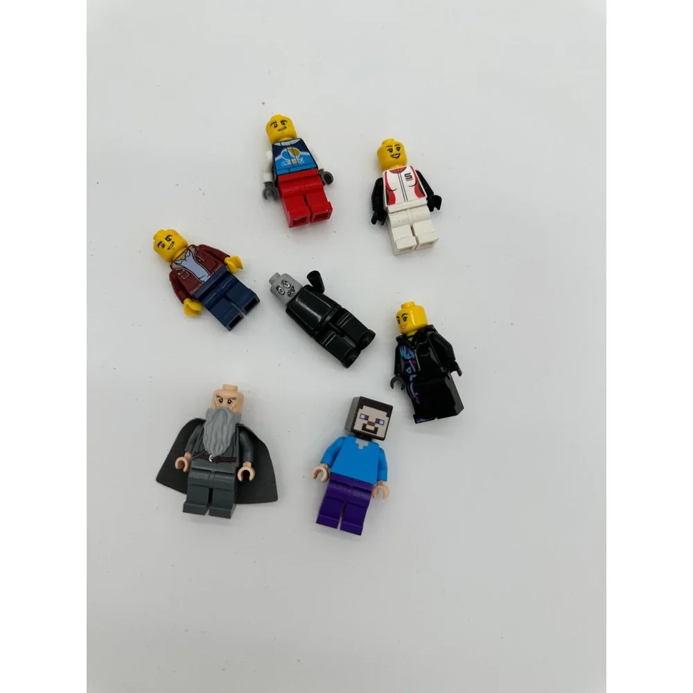 Lego minifigures lot
