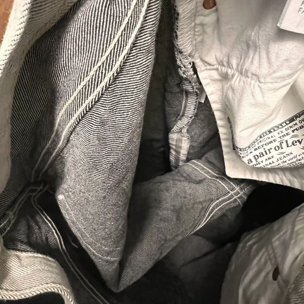 Levis elevate your