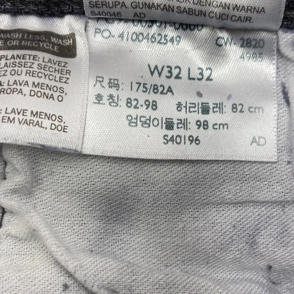 Levi's 501 Original Jeans Men 32x32 (32x30)  Black Straight Leg Button Fly Denim