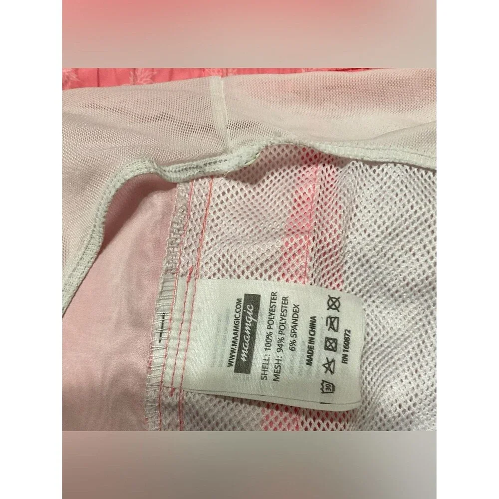 Magic vibrant pinkswim