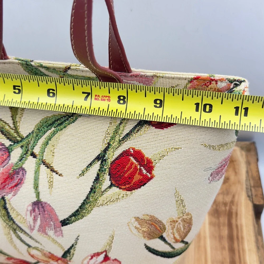 Signare Tapestry Tote Bag Red Tulip Floral Woven Handbag Burgundy Handles