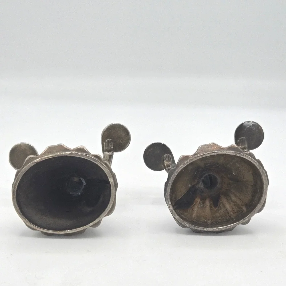 N/A distinctive pair