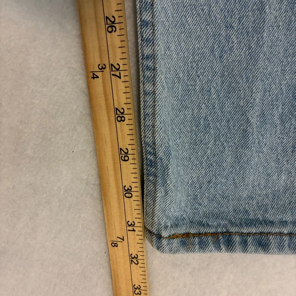 Levi's expect so jeans
