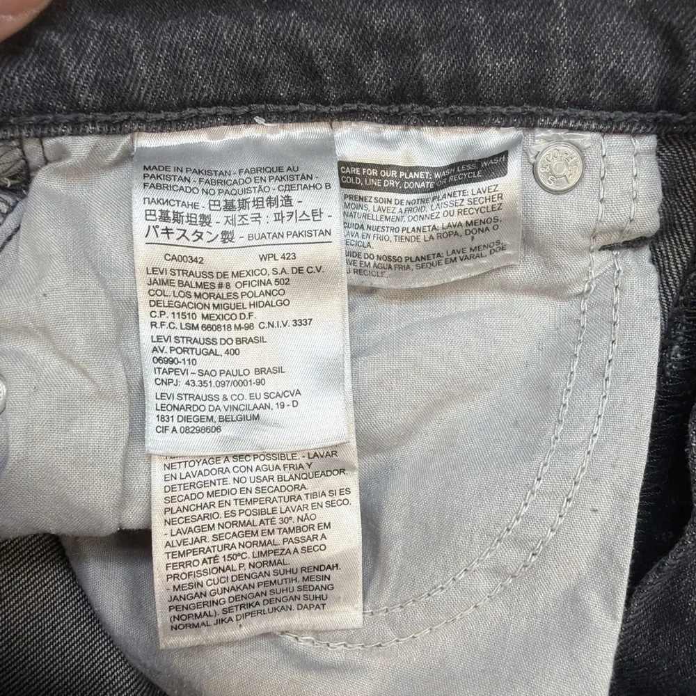 Levi's 501 Cutoff Shorts Mens 29 Button‎ Fly Black Denim Jean Shorts High Rise