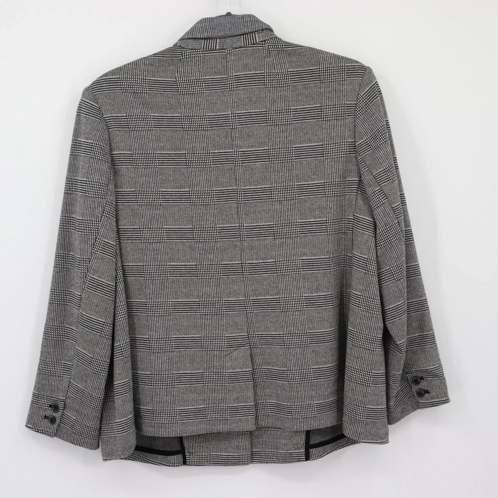 Old Navy sophisticated plaid