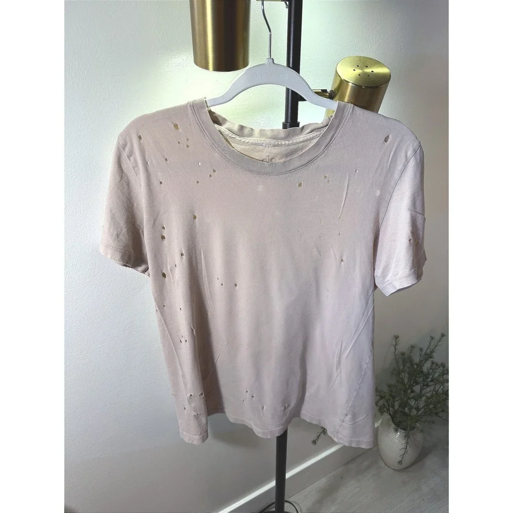 Alo Yoga tee distressed‎ tan crewneck lightweight grunge breathable neutral med