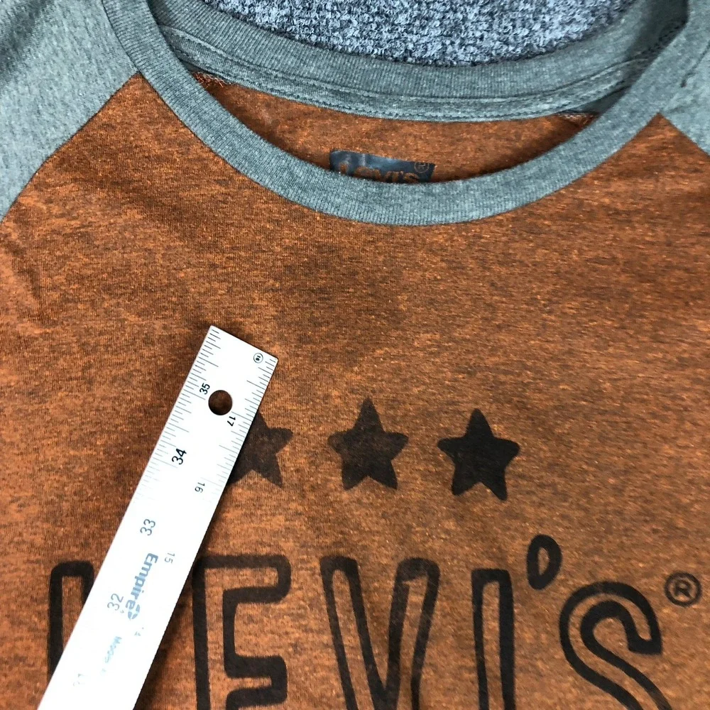 Levis embrace rugged