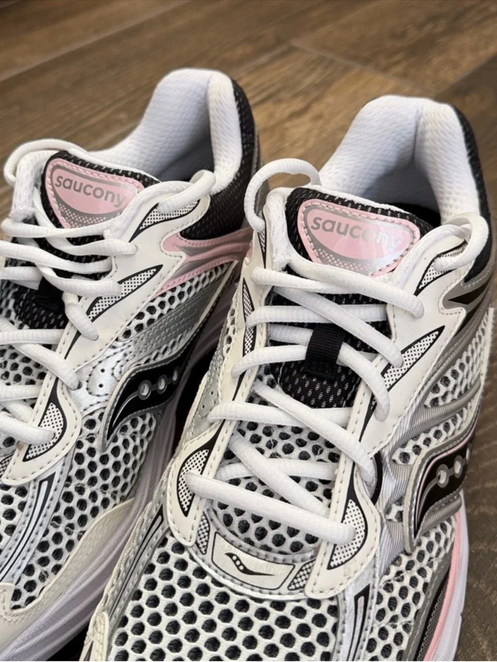 Saucony nwot men