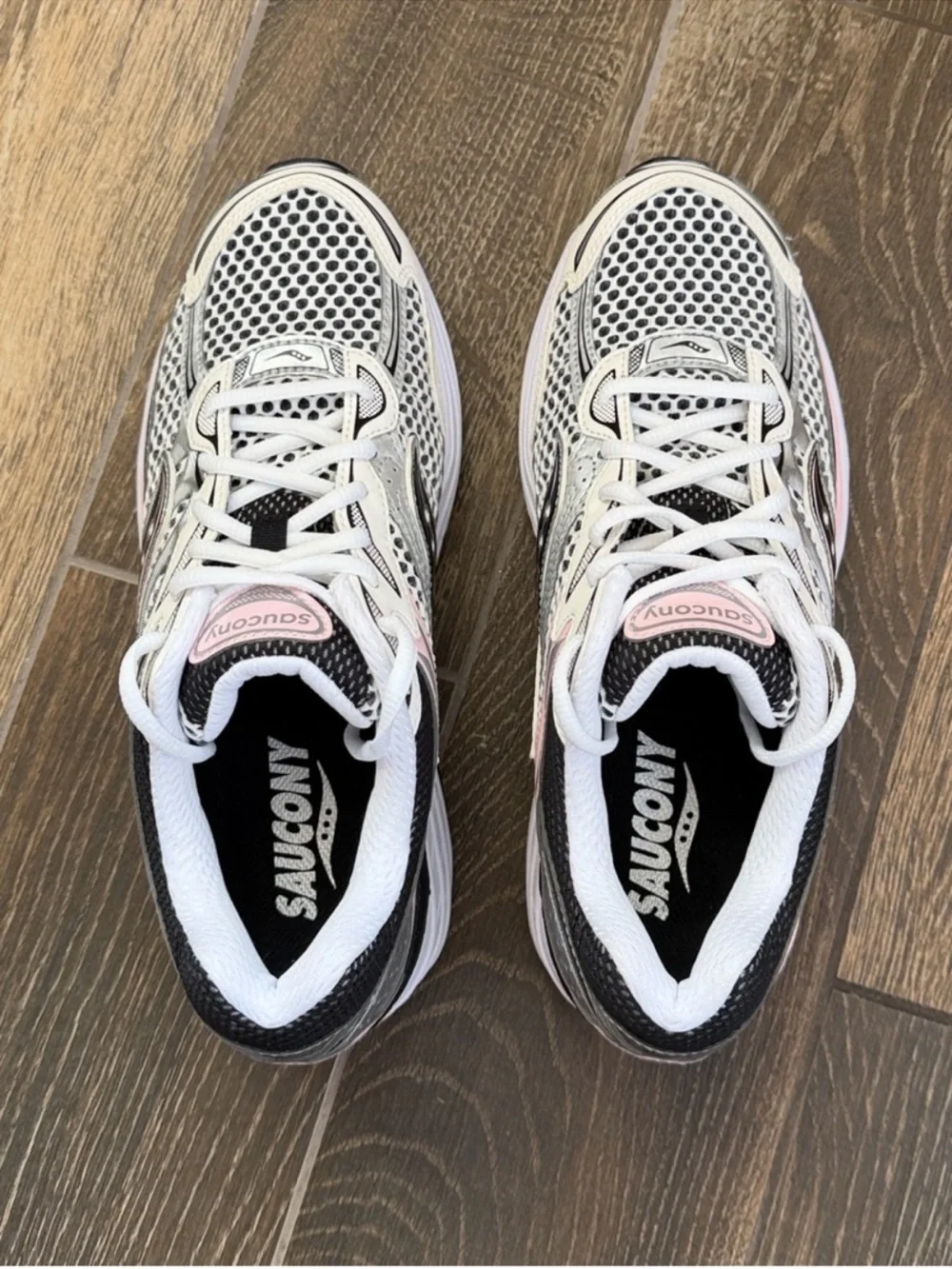 Saucony nwot men