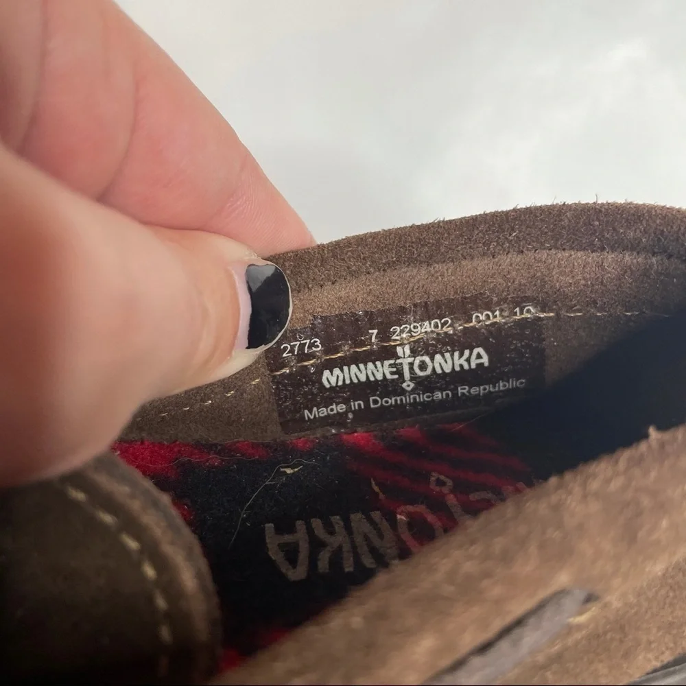 Minnetonka‎ Brown Suede Slip On Shoes Kid's Size 7