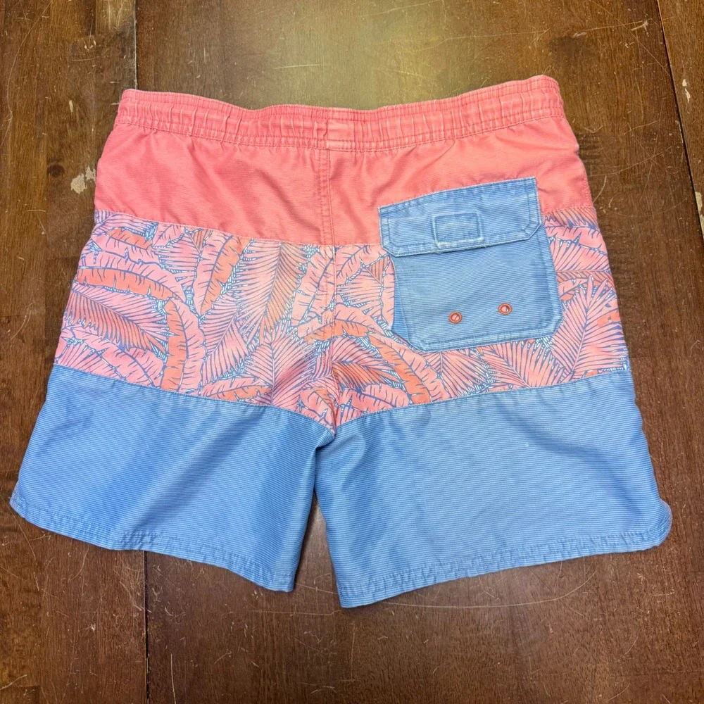 Vineyard Vines fast shipping