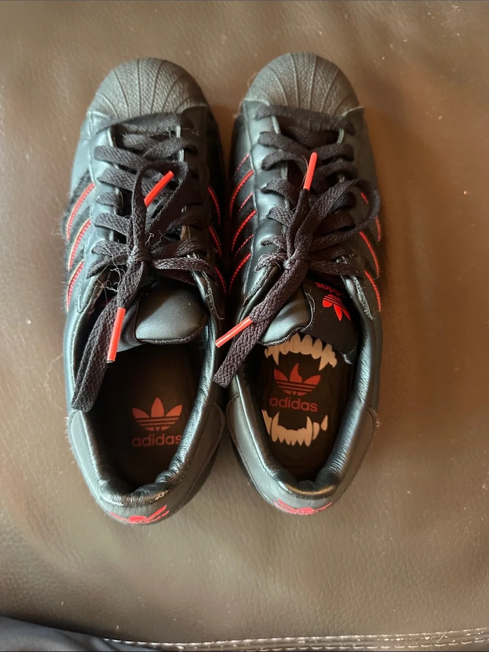 adidas inside superstars