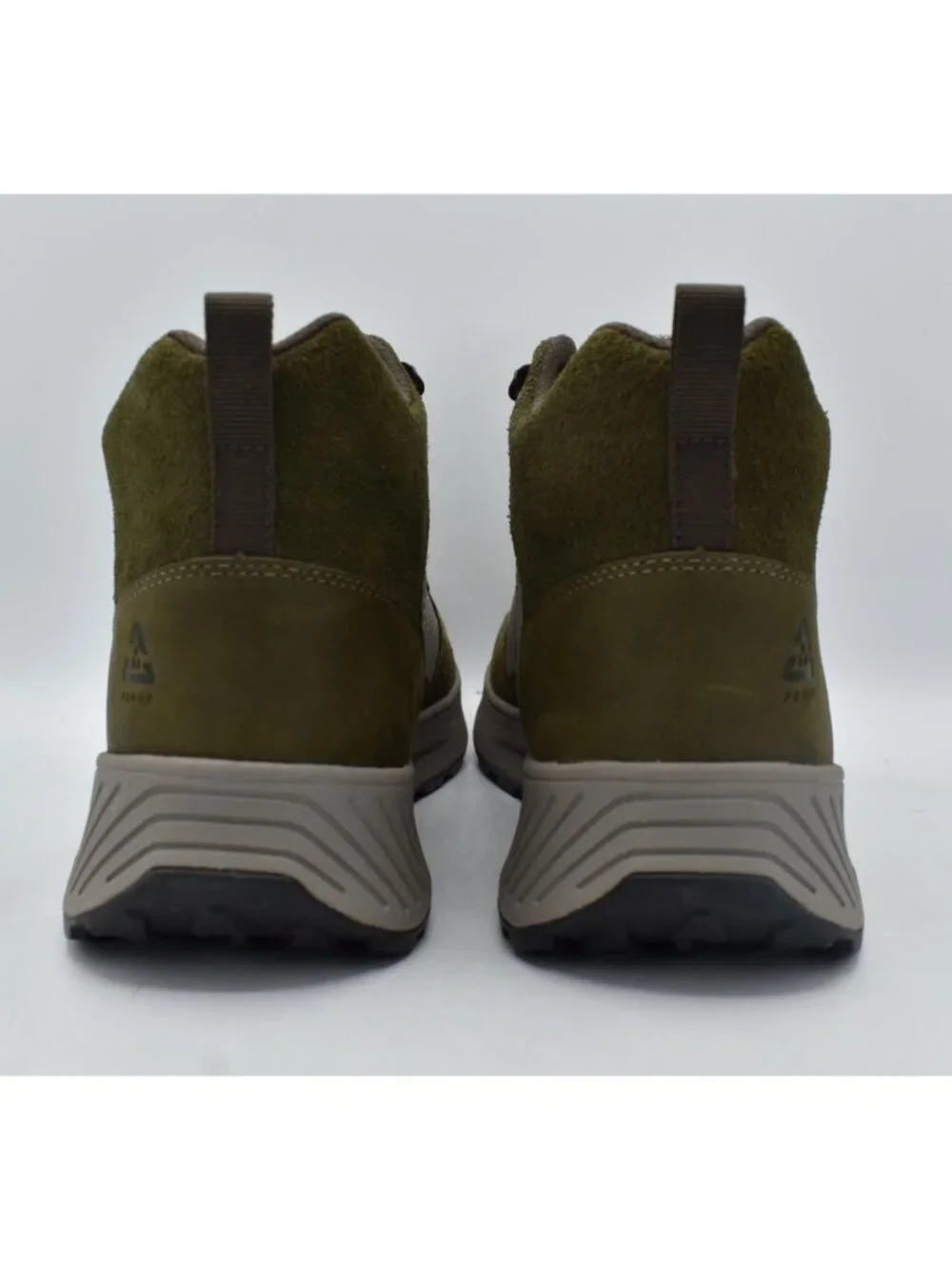 Teva mens size