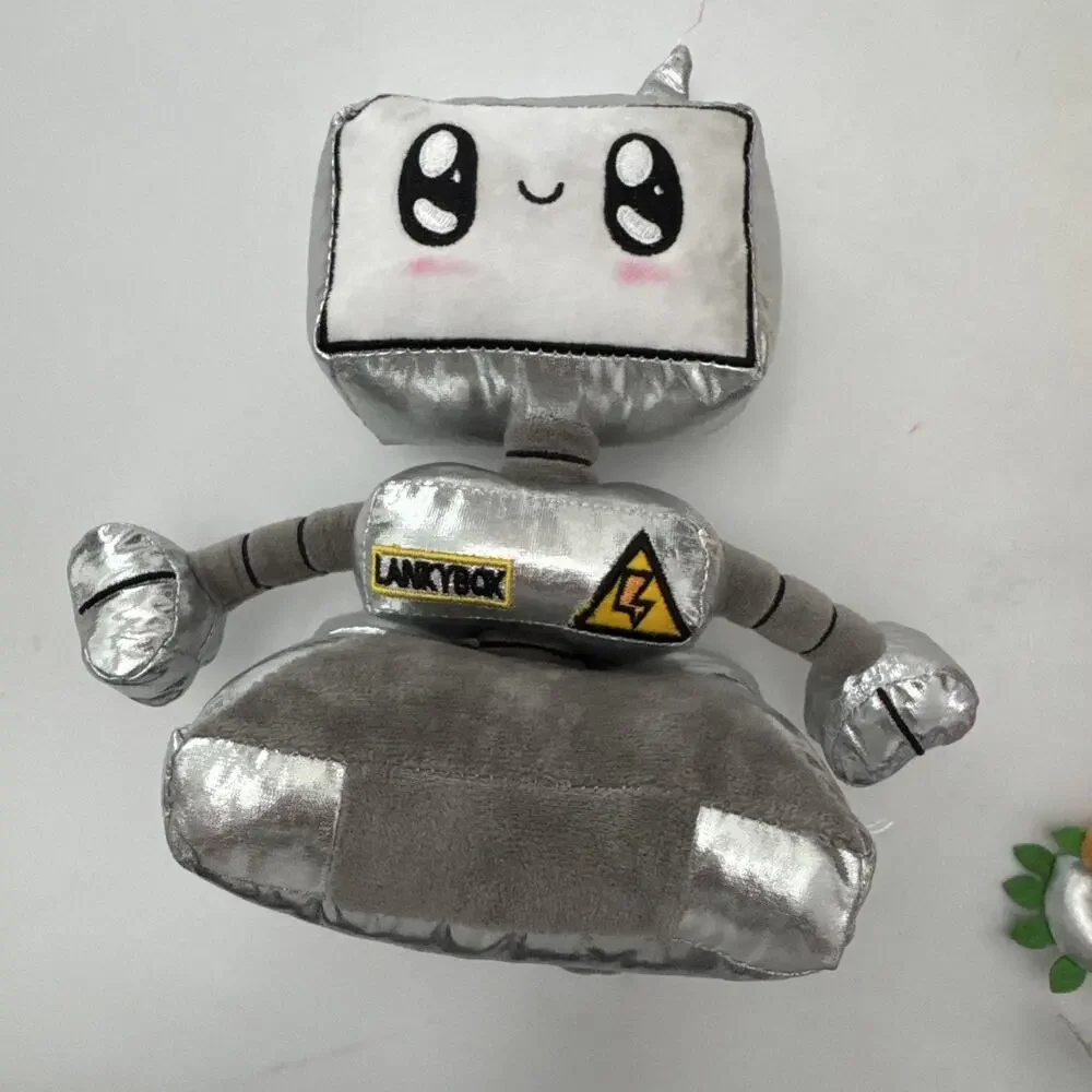 LankyBox size see
