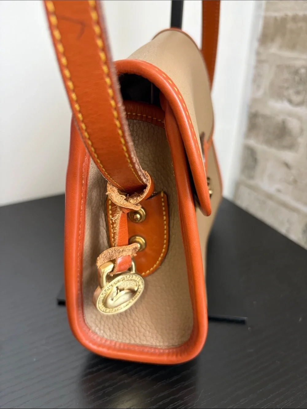 Dooney & Bourke timeless crossbody