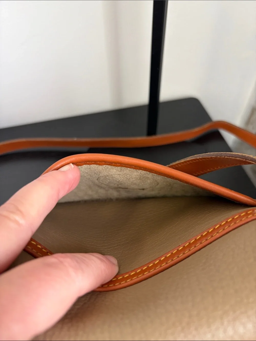 Dooney & Bourke timeless crossbody