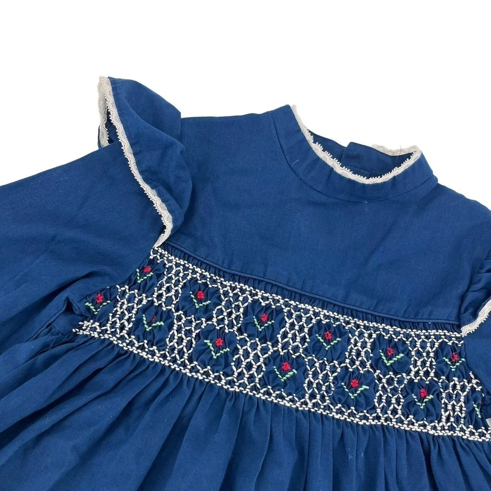Vintage Girl’s Prairie Dress Smocked Floral‎ JC Penney Navy Blue Size 6
