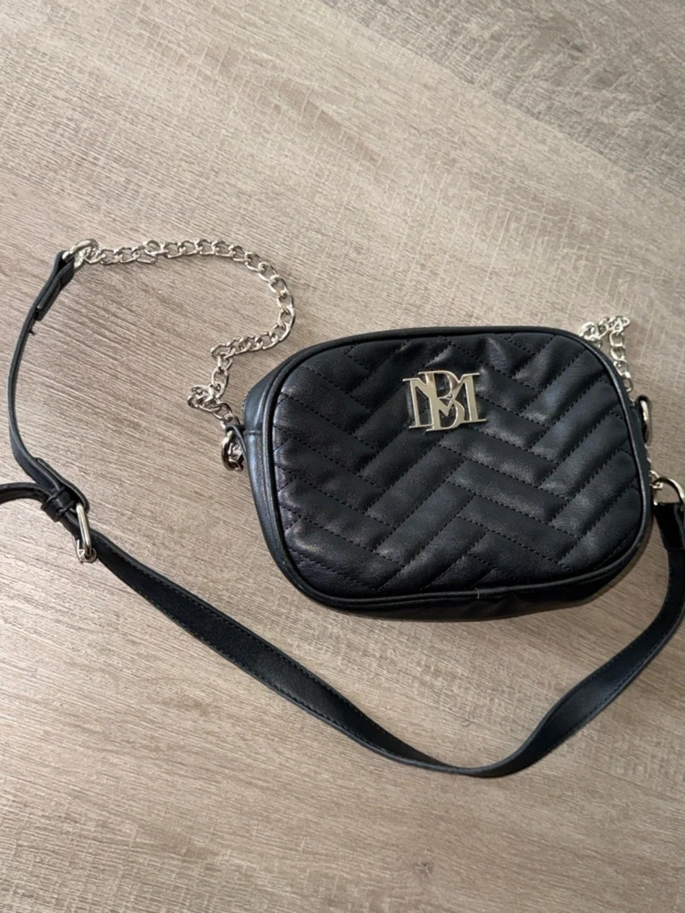 Badgley Mischka sleek black