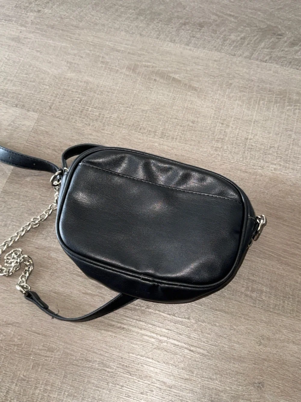 Badgley Mischka sleek black
