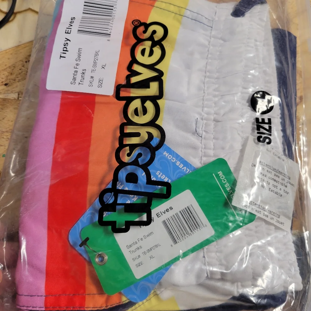 Tipsy Elves NWT Santa Fe Mens Swim Trunks Size‎ XL