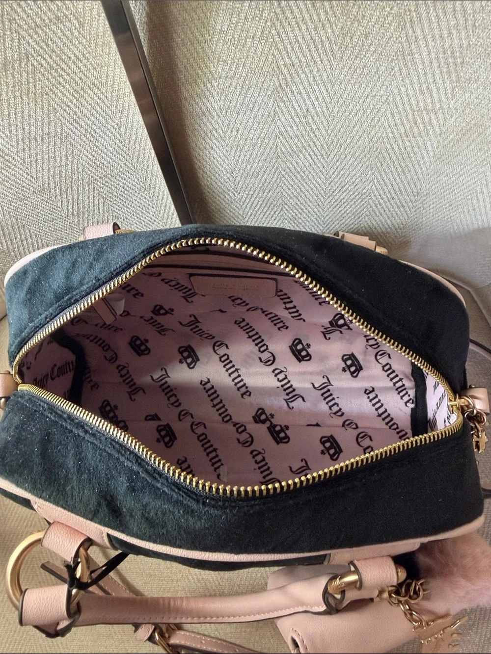 Juicy Couture classic juicy