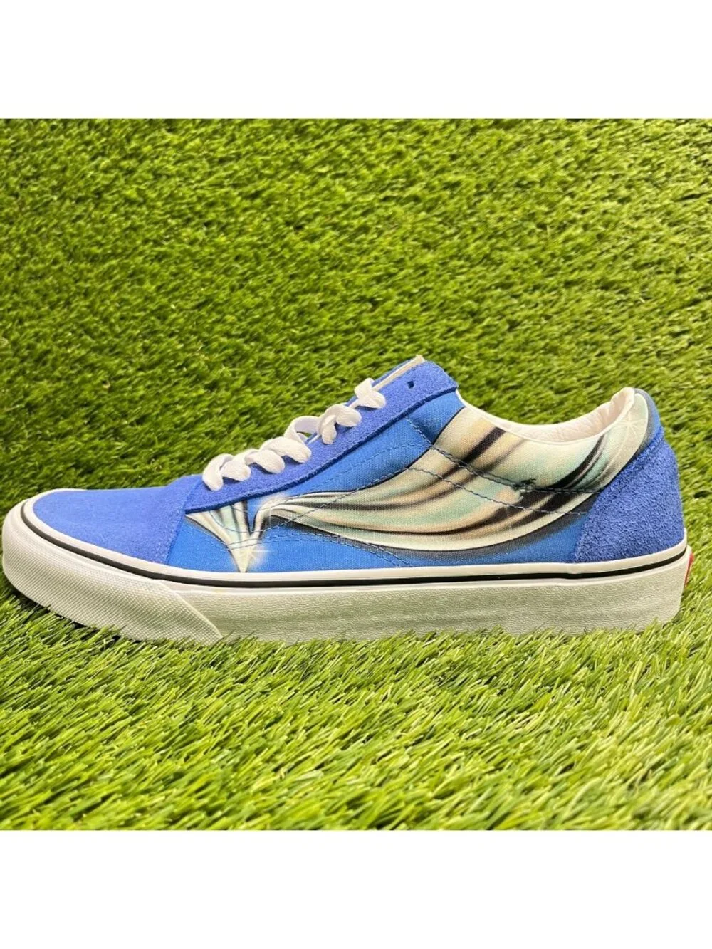 Vans please review