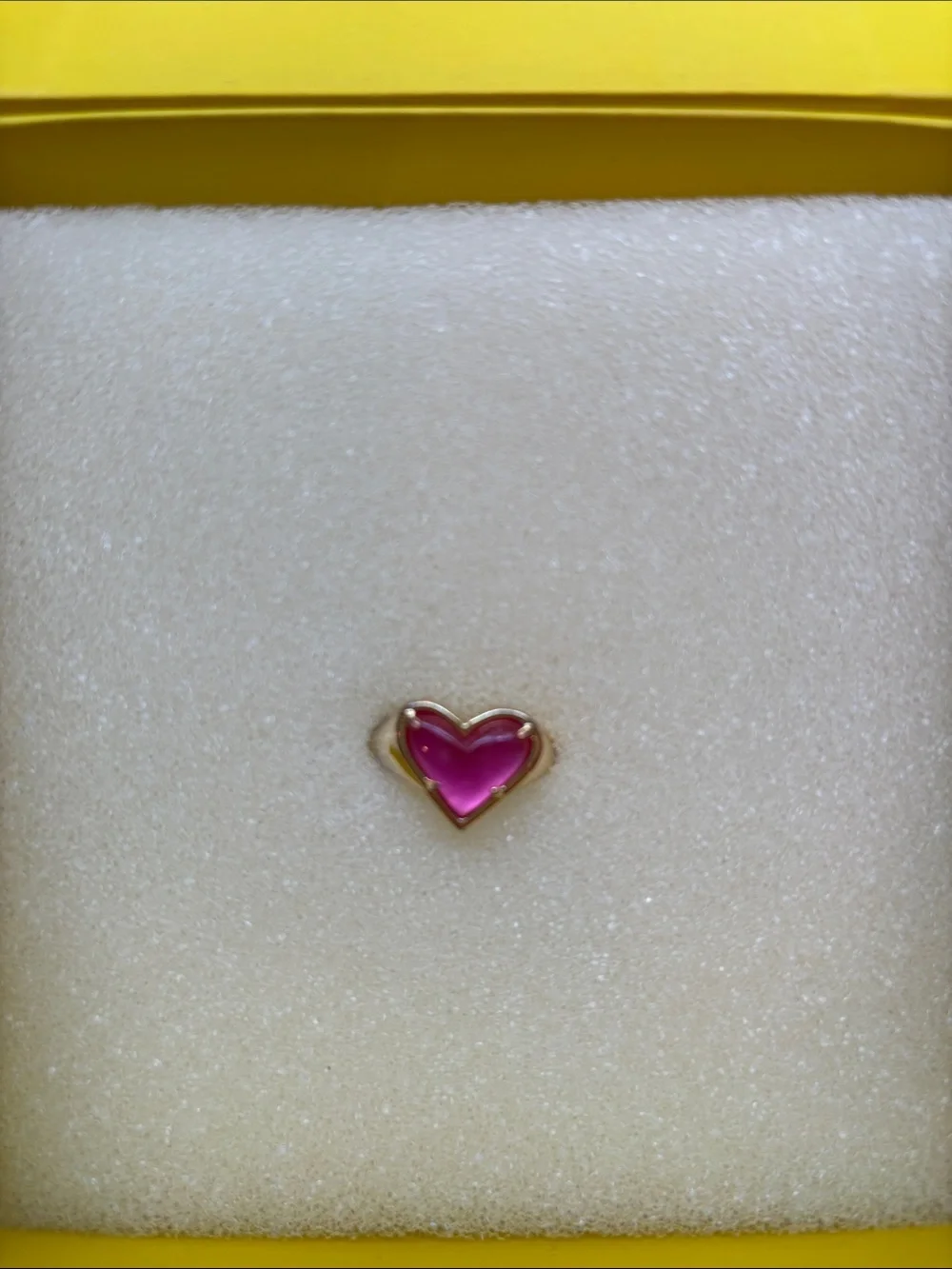 Kendra Scott hot pink