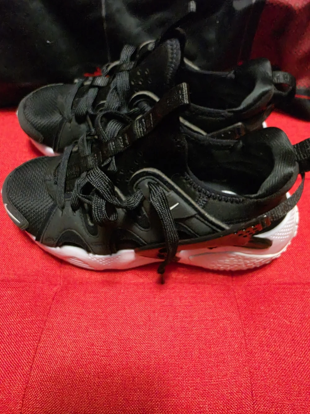 Nike classic black