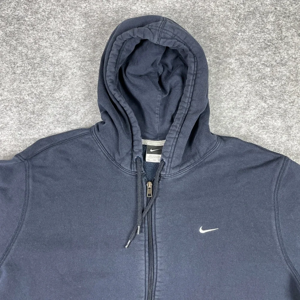 Nike quick pockets