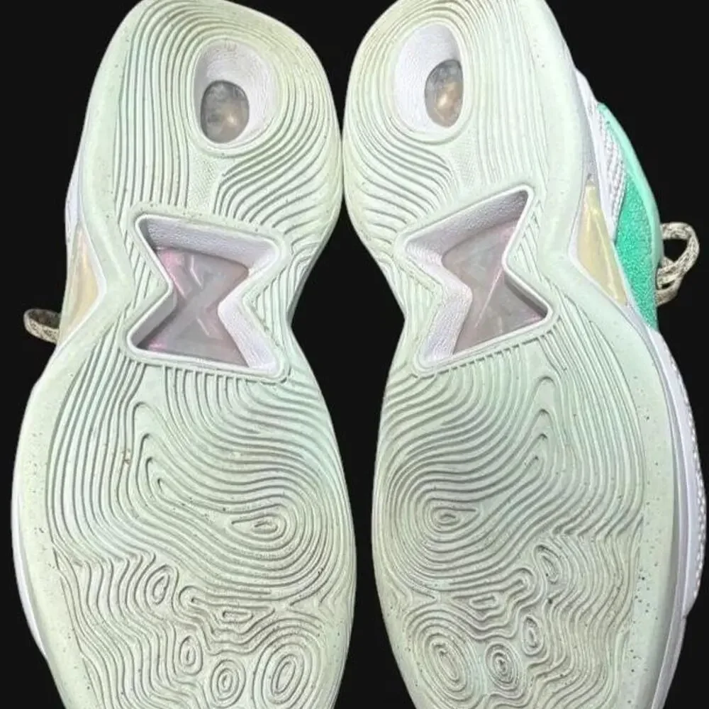 Nike pg play