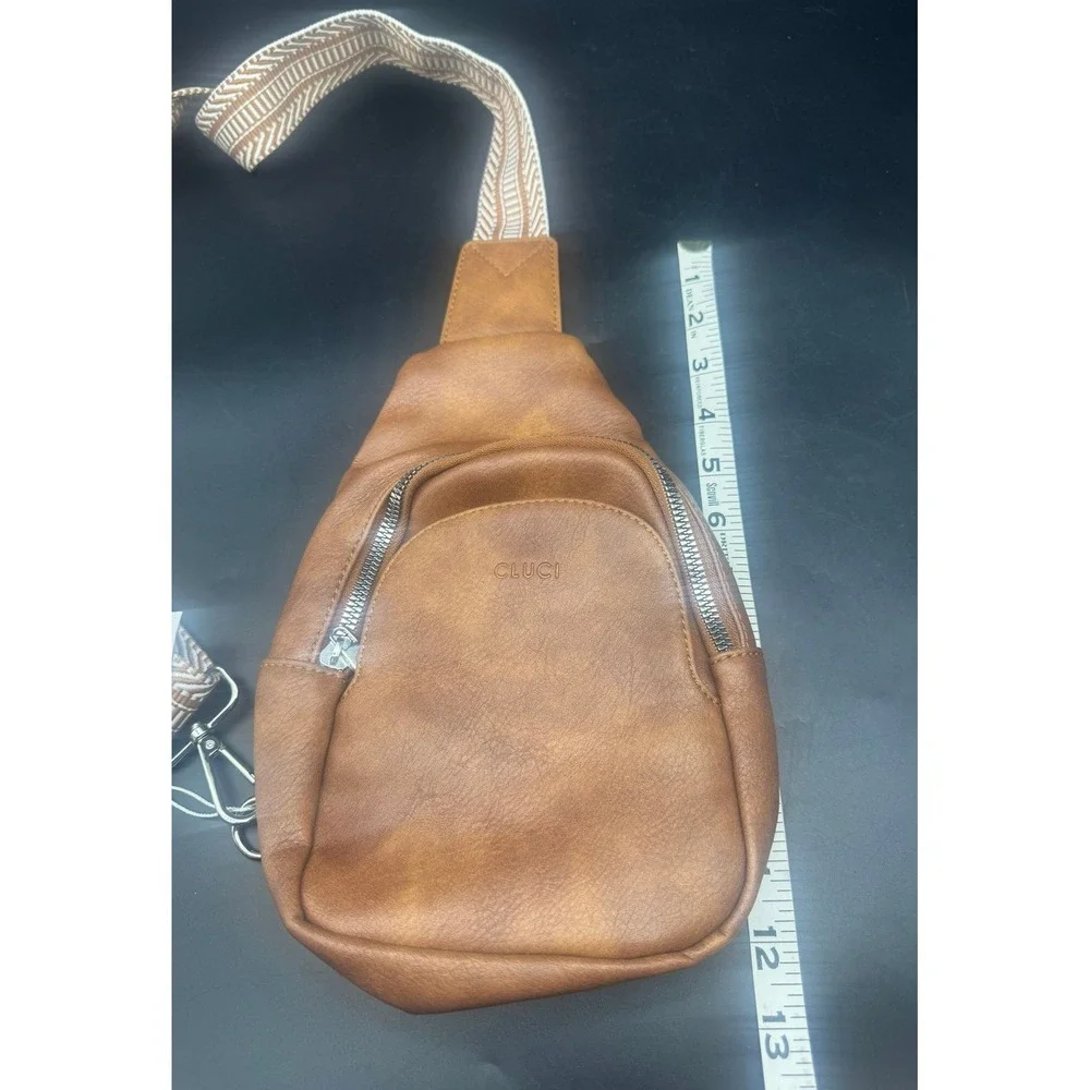 Cluci sling bag